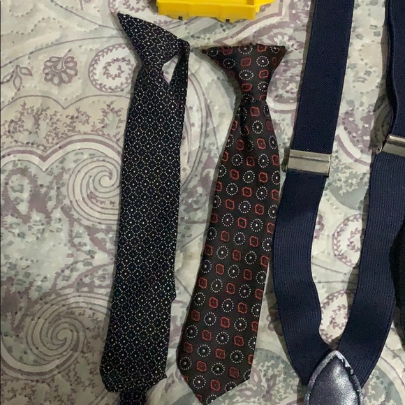 Toddlers ties and suspenders - Picture 3 of 5